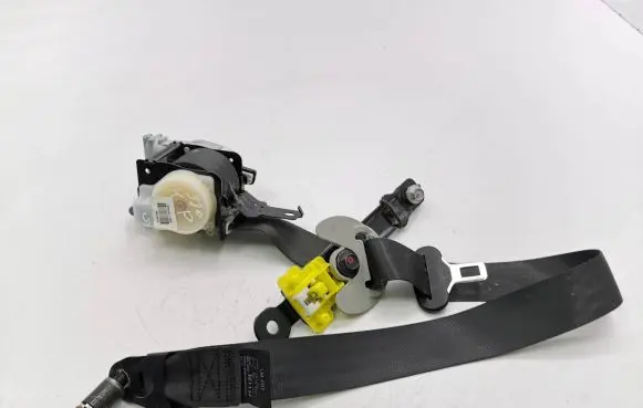 Hyundai ix35 Front seatbelt 888102Y2109P