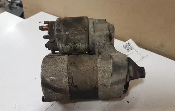 Nissan Almera N16 Starter motor 233009F661