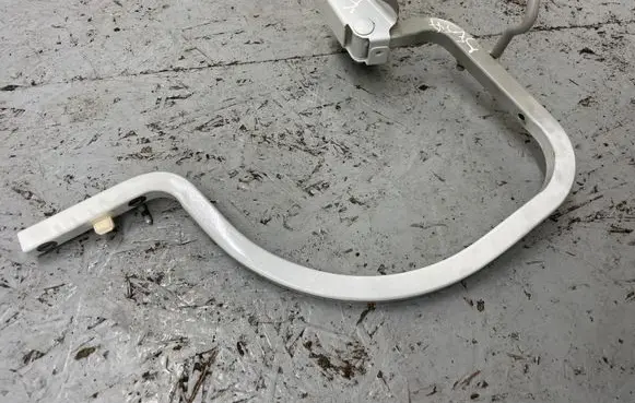 Volkswagen Jetta VI Tailgate/trunk/boot hinge 5C6827302