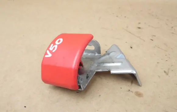 Engine bonnet (hood) release handle