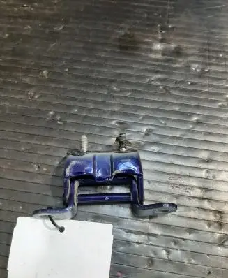 Rear door upper hinge