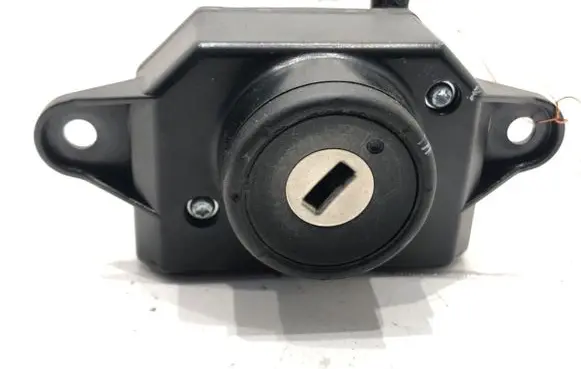 Audi A6 Allroad C6 Ignition lock 4F0909131E