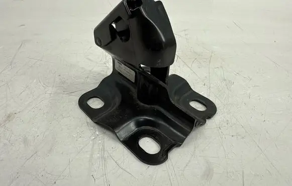Mercedes-Benz E W211 Seat back rest lock catch A2119200065