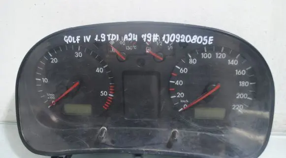 Volkswagen Golf IV Speedometer (instrument cluster) 1J0920805E