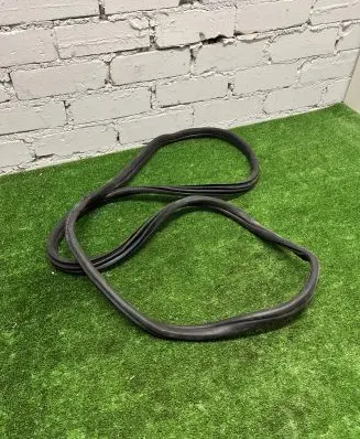 BMW 3 G20 G21 Front door rubber seal 7407373