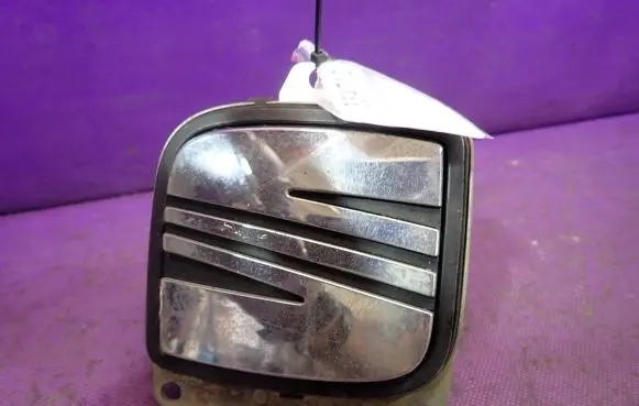 Seat Cordoba (6L) Tailgate/boot open switch button 