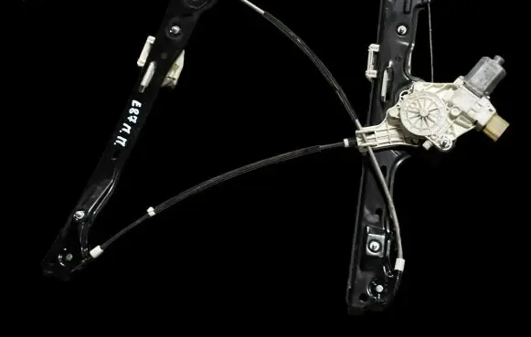 BMW 1 E81 E87 Sliding door window regulator with motor 7067796 138466E