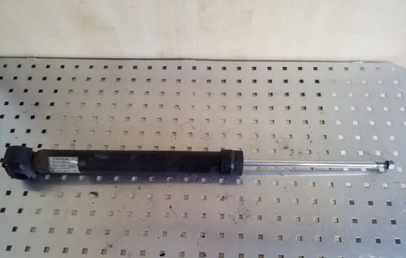 Audi A5 8T 8F Rear shock absorber/damper 8T0513035M