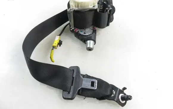 Fiat Bravo Front seatbelt 07353847530