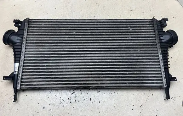 Opel Insignia A Intercooler radiator 13241751