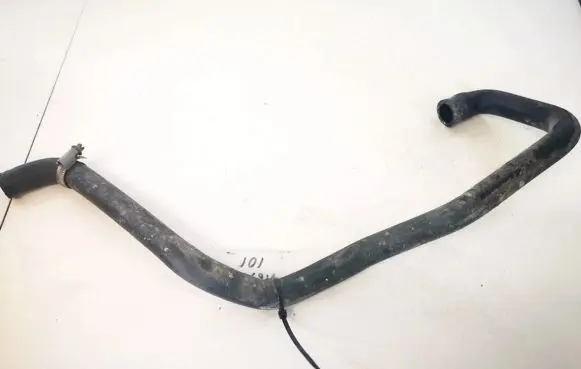 BMW 5 E39 Engine coolant pipe/hose 64218391017