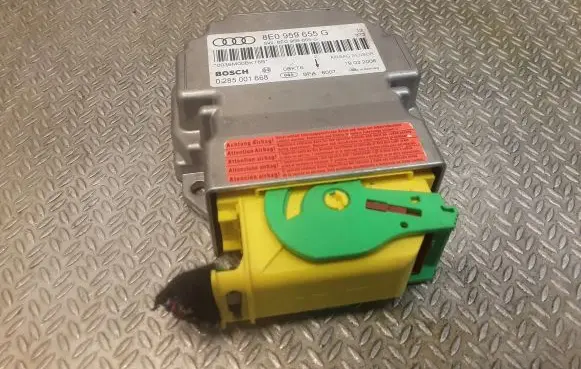 Audi A4 S4 B7 8E 8H Airbag control unit/module 8E0959655G