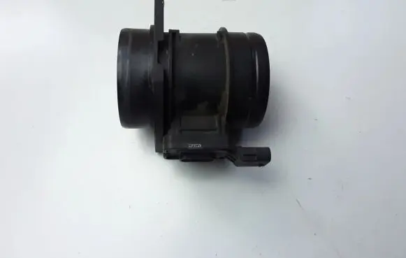 Volkswagen Golf VII Mass air flow meter 04L906461B