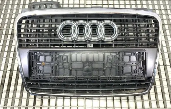 Audi A4 S4 B7 8E 8H Front grill 8E0853651J