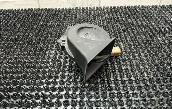 Renault Koleos II Horn signal 256106571R
