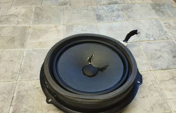 Ford Mondeo MK IV Front door speaker 6M2T18808AC