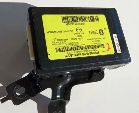 Mazda CX-7 Bluetooth control unit module EH6366DHX