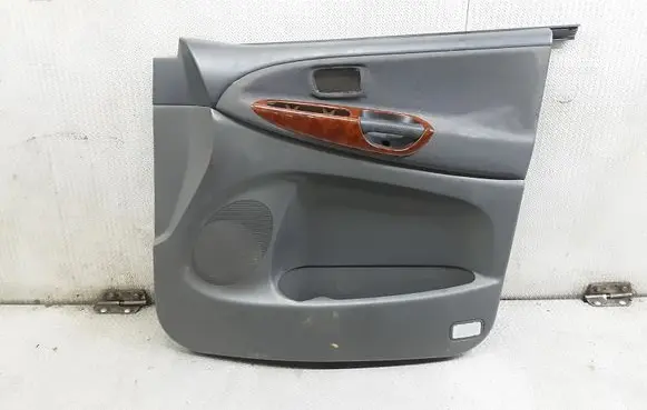Toyota Previa (XR30, XR40) II Front door card panel trim 