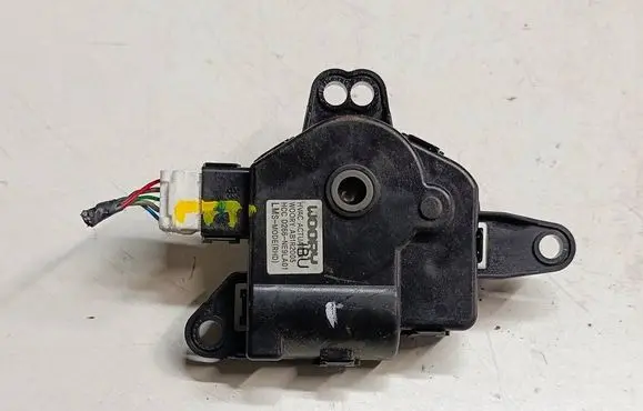 Hyundai ix35 Air flap motor/actuator D266NE9LA01U3 D266NE9LA01