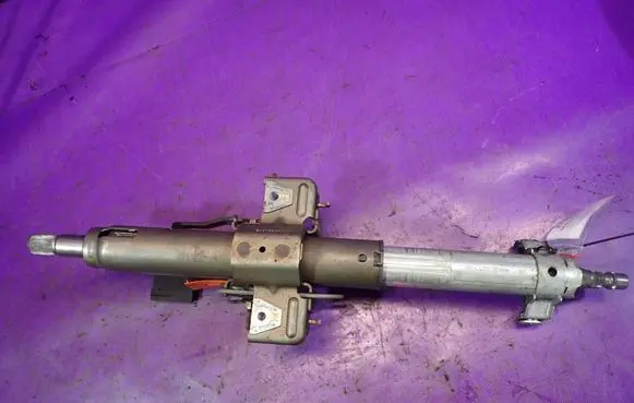 Opel Vectra C Steering wheel axle 24415475