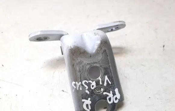 KIA Sportage Front door upper hinge 