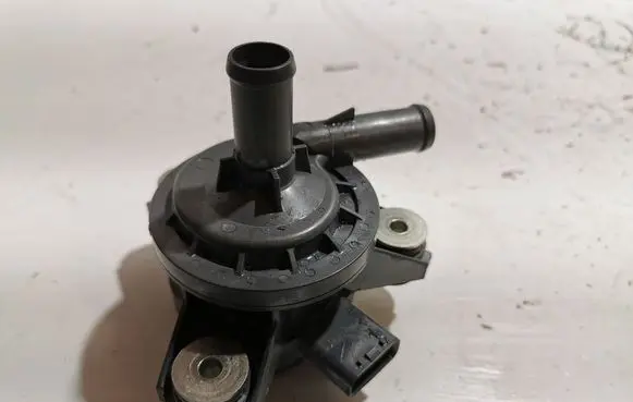 Volvo V60 Electric auxiliary coolant/water pump 31319023