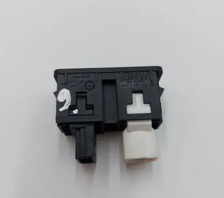 Mini Cooper Countryman R60 USB socket connector 9229246