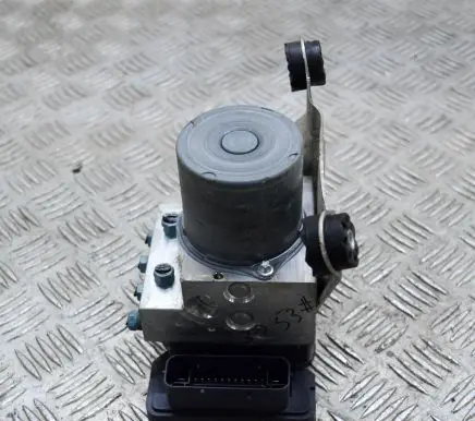 BMW 5 F10 F11 ABS Pump 6876911