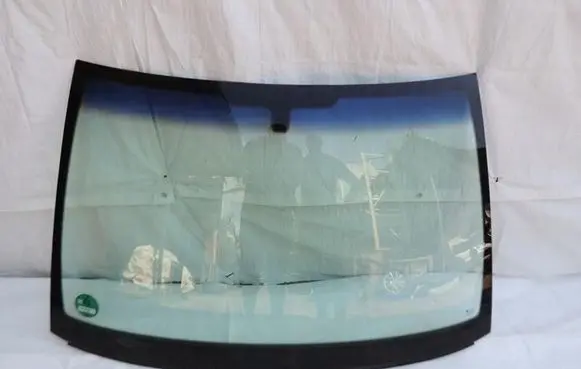 Opel Vectra C Front windscreen/windshield window
