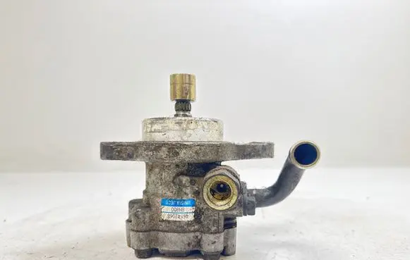 Nissan X-Trail T30 Power steering pump 8H800 46142068