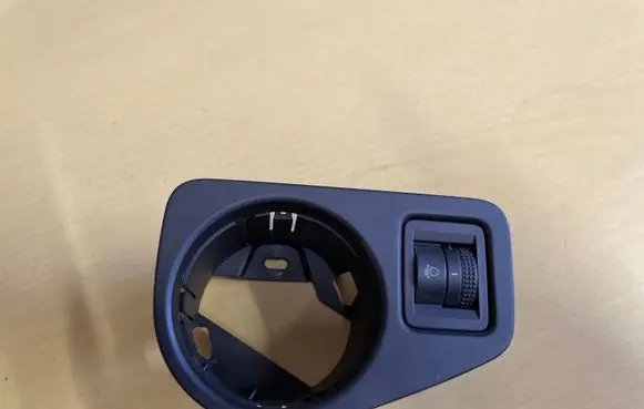 Volkswagen Golf VII Light switch 5G1858341
