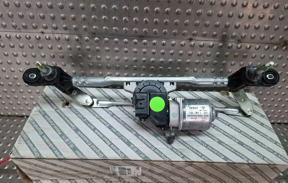 Fiat 500 Front wiper linkage and motor S26337497 51787565