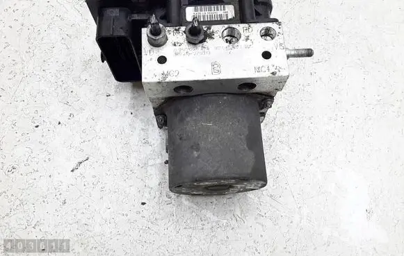 Peugeot 5008 ABS Pump