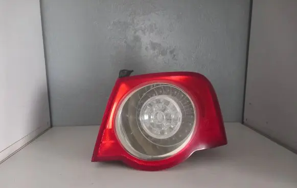 Volkswagen PASSAT B6 Rear/tail lights 3C5945096C