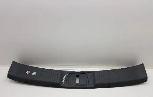 Opel Antara Trunk/boot sill cover protection 96662561