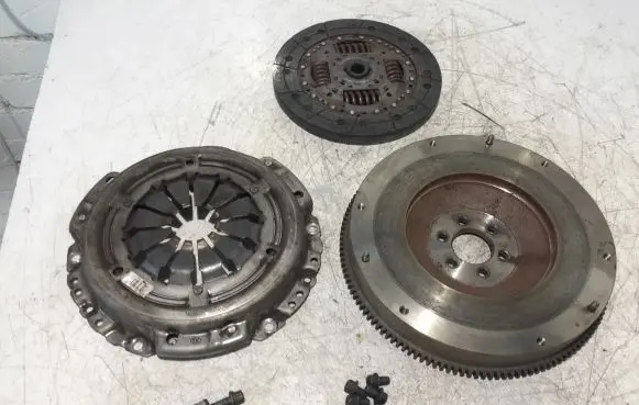 Ford Courier Clutch set kit H1BQ6375AB H1B17550BB H1B17563