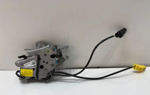 BMW 5 G60 G61 Engine bonnet/hood lock/catch 9880005