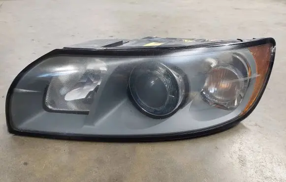 Volvo V50 Headlight/headlamp 30698889 0001198273