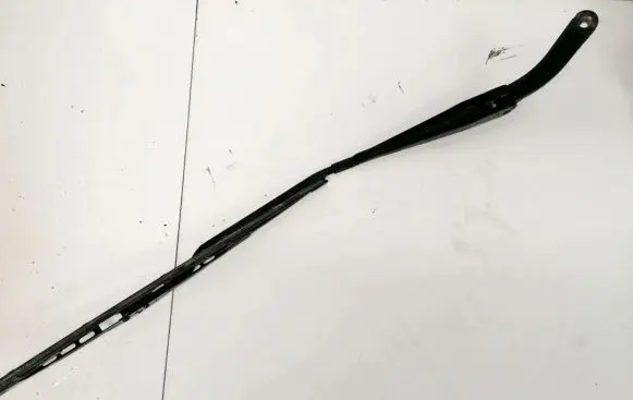 Ford Mondeo Mk III Front wiper blade arm 1s7117526cb
