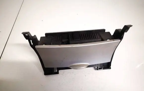 Car ashtray