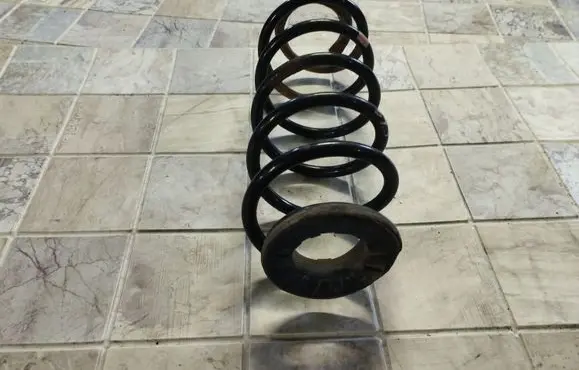 Mitsubishi Colt Rear coil spring