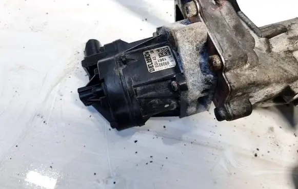 Opel Insignia A EGR valve 55566052
