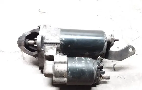 Audi A4 S4 B6 8E 8H Starter motor 0001107073 06B911023