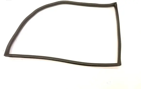 BMW 3 E30 Rear side glass trim 1947235 51361947235