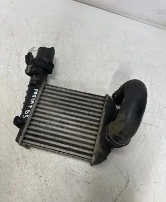 Volkswagen PASSAT B5.5 Intercooler radiator 3B0145805J 1790765 1410031435