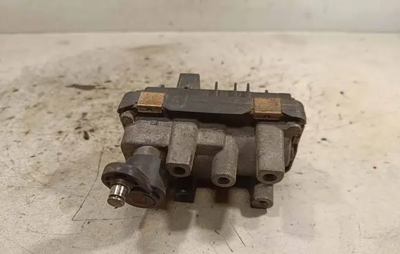 BMW 3 F30 F35 F31 Turbine electric control actuator 4933519410 6NW01043004