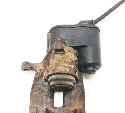 Volvo S80 Rear brake caliper 32332594 32332594E