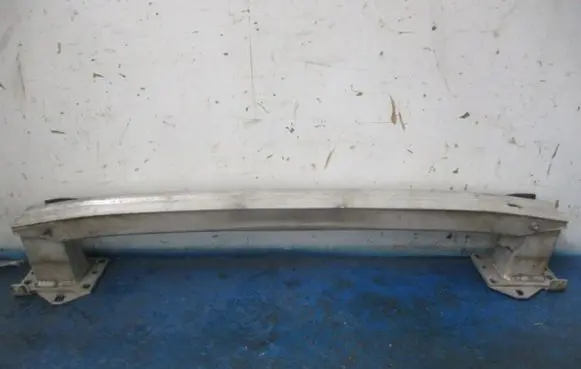 Peugeot 308 Front bumper support beam 9656741380