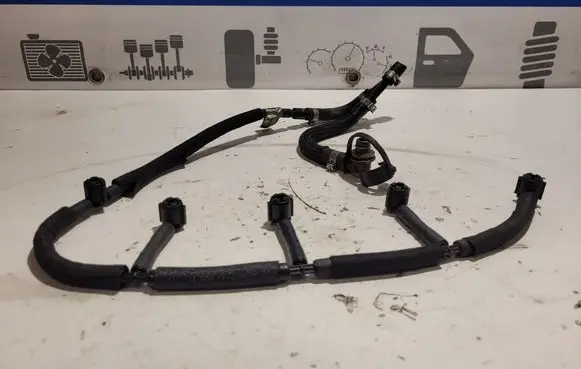 Volvo V60 Fuel return line/hose 445130000
