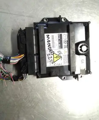Ford Mondeo Mk III Engine control unit/module RF7K18881S 2758006594 K423812V